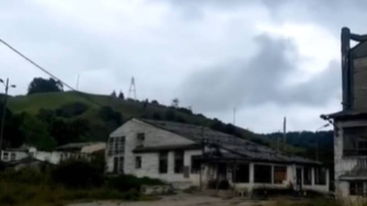 El comentado pueblo fantasma que queda cerca a Bogotá