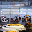 McLaren anunció la venta de cinco monoplazas históricos de Fórmula 1, vinculados a pilotos como Ayrton Senna, Lewis Hamilton, Jenson Button y Lando Norris, con precios estimados de hasta 14 millones de dólares.