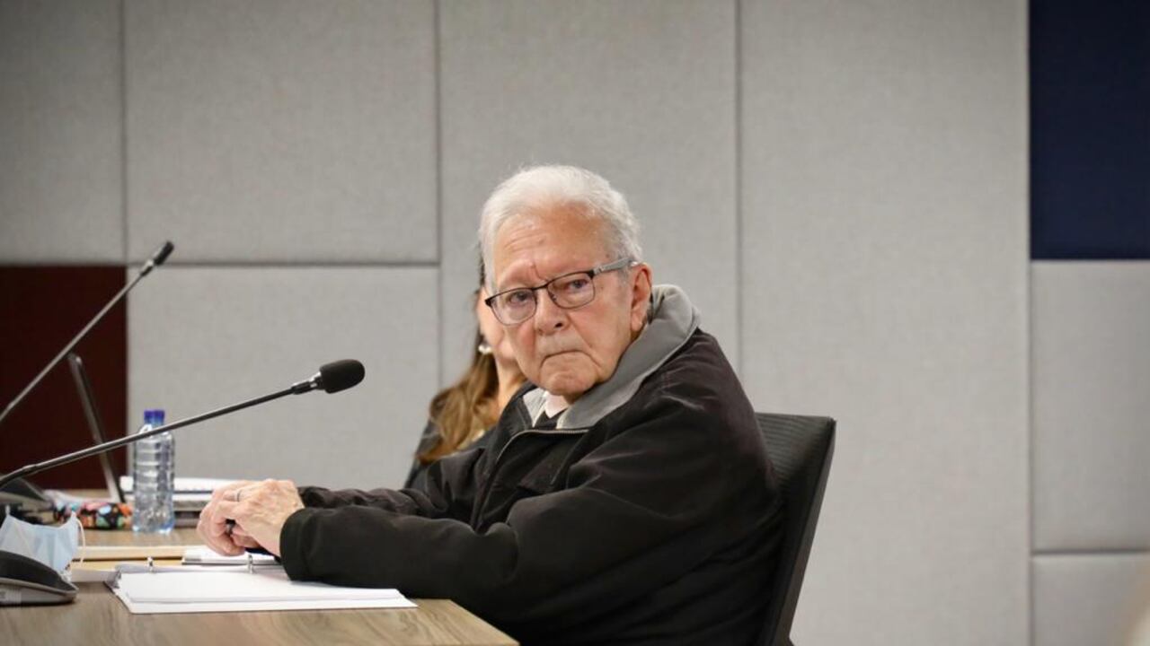 General (r) Arias Cabrales