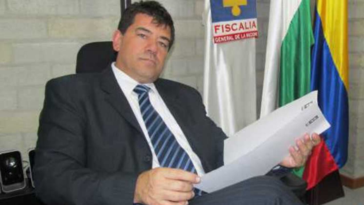 Lo curioso del caso es que, como SEMAMA lo denunció, luego de que el alcalde hizo pública la denuncia sobre un plan que buscaba atentar contra su vida, la Fiscalía ya tenía referencias de alias ‘Pedro Pistolas’, quien estaría detrás de las amenazas.