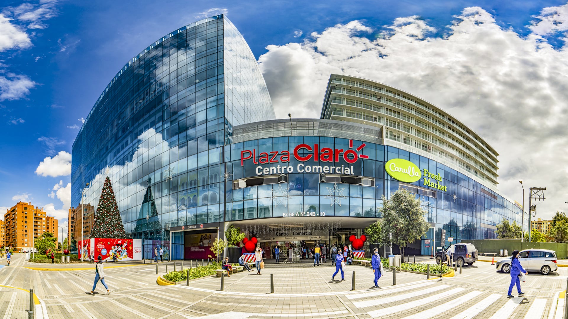 Plaza Claro está construido bajo la inspiración de Plaza Carso, en México.