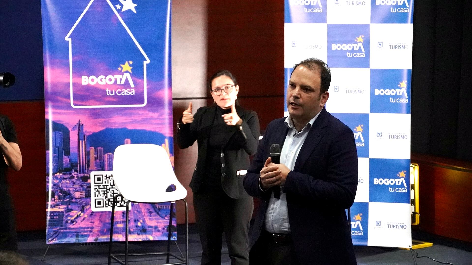 Director del Instituto Distrital de Turismo, Andrés Santamaría