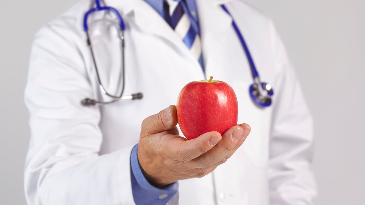 Las manzanas contienen vitaminas y minerales claves para el funcionamiento del ser humano.