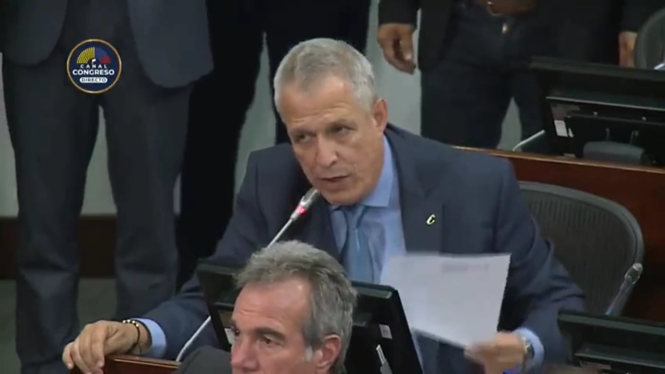 El senador por el Partido Conservador y ponentes del Código Electoral, Germán Blanco.