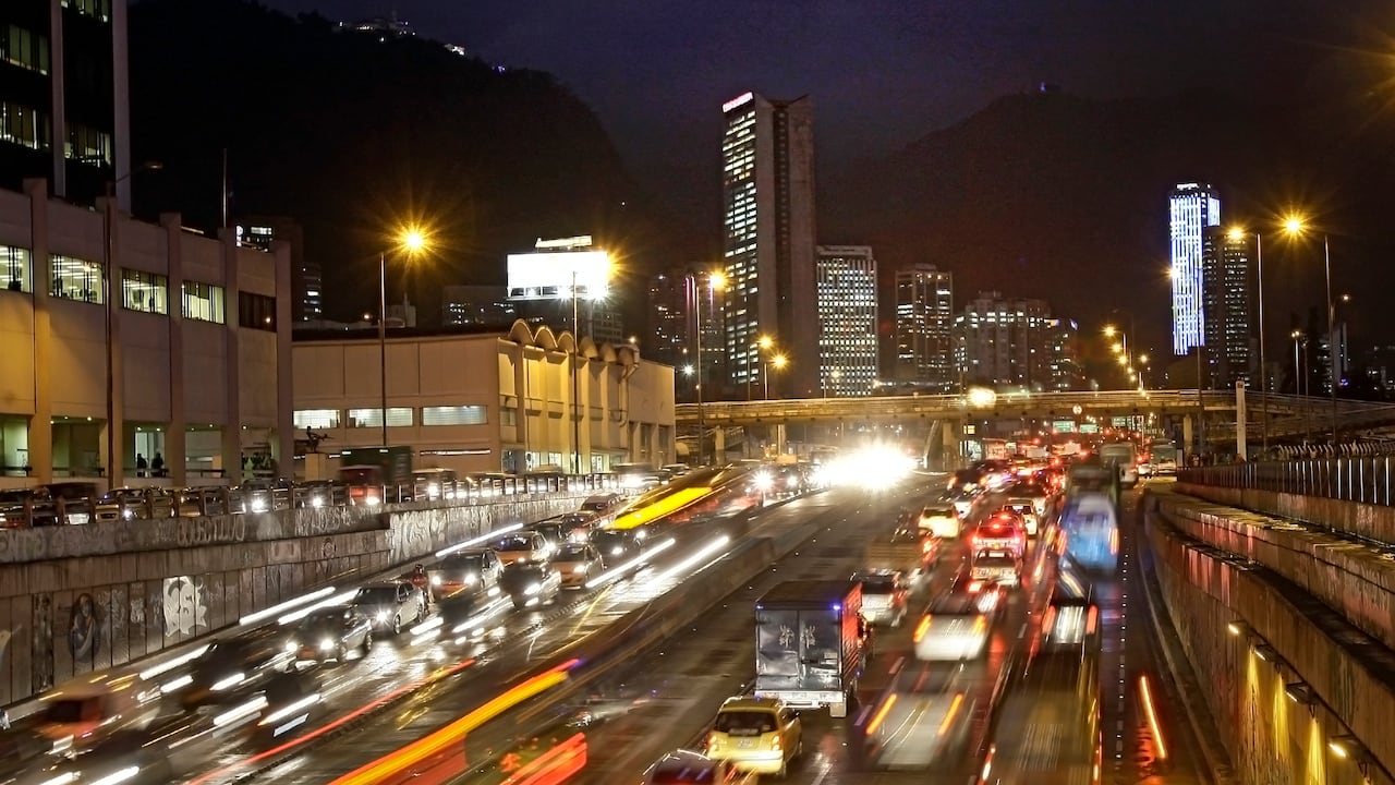 La Alcaldía anunció varias medidas de movilidad para la celebración de Halloween en Bogotá.
FOTO DANIEL REINA ROMERO.
REVISTA SEMANA.
