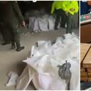 También en el Aeropuerto El Dorado se incautaron unos 12.000 gramos de estupefacientes.