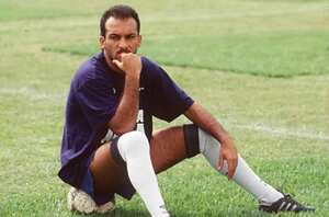 Diego León Osorio en su época de futbolista.