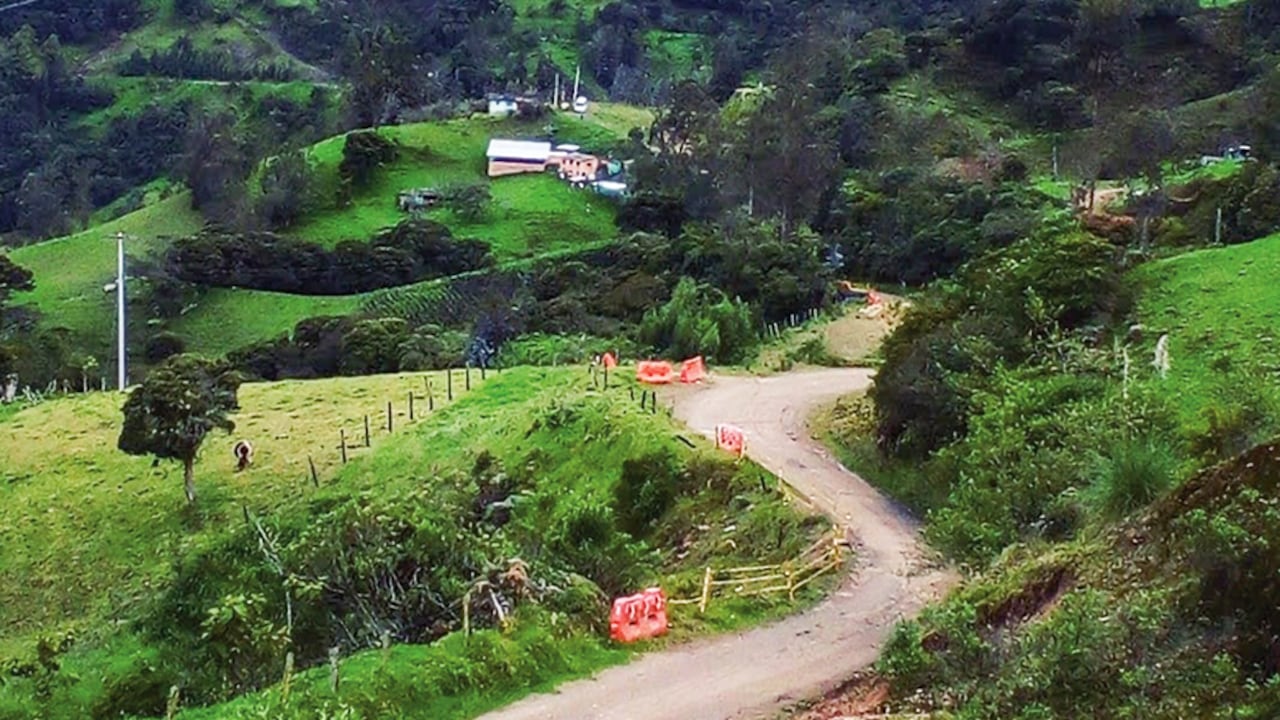 A lo largo de 60 kilómetros, que comprenden las unidades 4 y 5, se encontraron más de 60 manantiales.