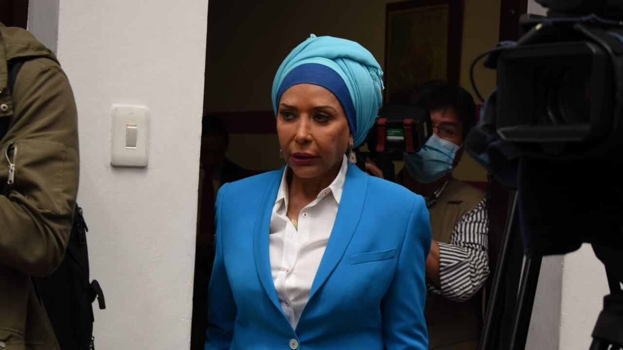 Piedad Córdoba le lanzó fuertes vainazos a dos congresistas.