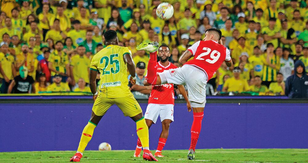 Santa Fe y Atlético Bucaramanga se la juegan toda este sábado, para salir campeones en el Campín. 