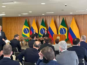 Jair Bolsonaro e Iván Duque.