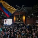 Manifestantes de la comunidad LGTBIQ+ en el Centro Comercial Andino.