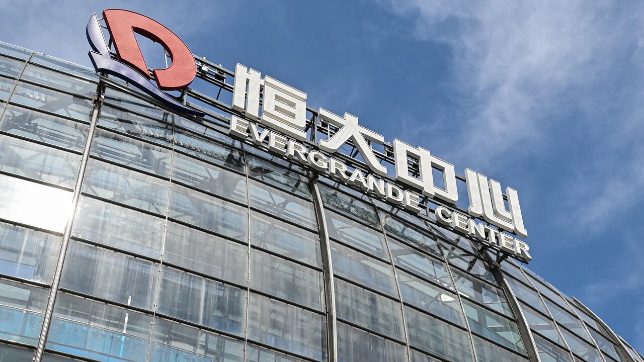 El gigante inmobiliario Evergrande anunció su posible quiebra