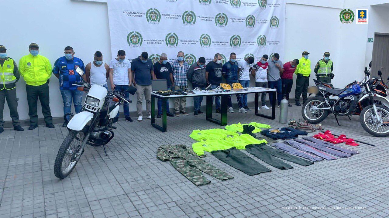 Detuvieron una banda en Cali, que se vestía de policías para robar.