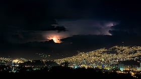 Imagen referencia de lluvias y tormentas eléctricas en Medellín.