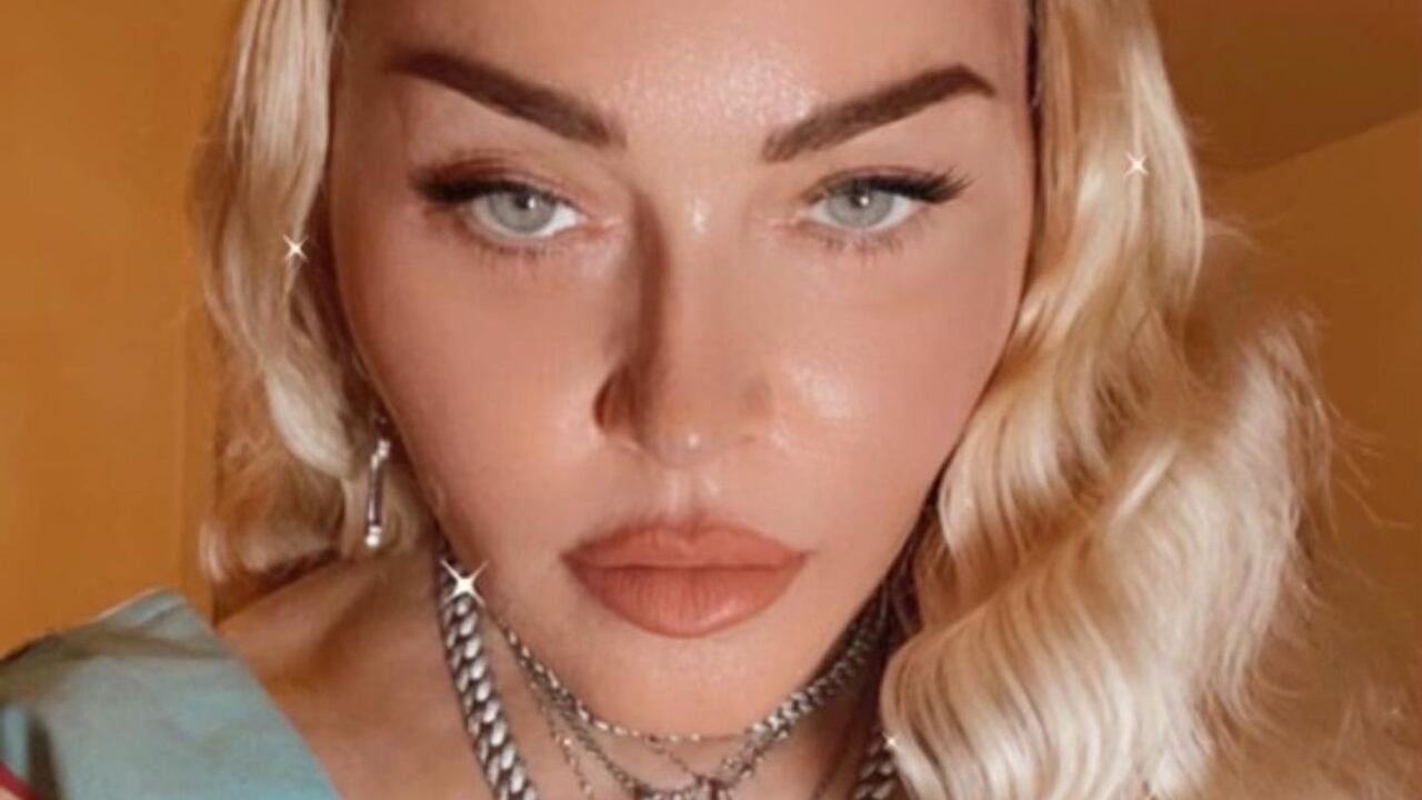 La cantante está dando de qué hablar en las redes sociales