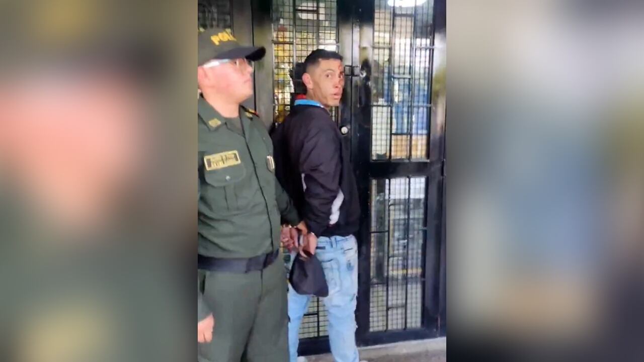 El delincuente fue golpeado por la comunidad.
