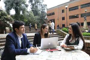 La tasa de empleo de los egresados del Externado es del 89,9 por ciento.