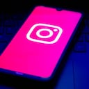 BRAZIL - 2021/10/05: In this photo illustration the Instagram logo seen displayed on a smartphone. (Photo Illustration by Rafael Henrique/SOPA Images/LightRocket via Getty Images)