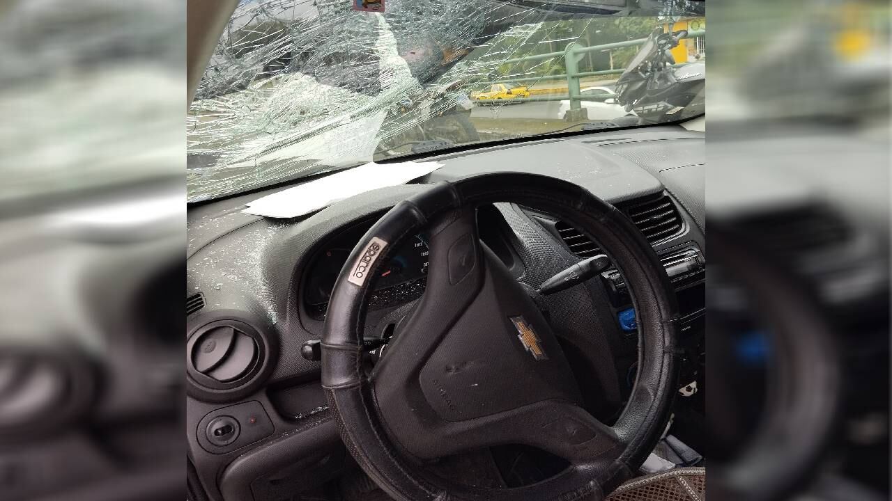 Según informaron medios locales, dos sujetos protagonizaron el atentado.