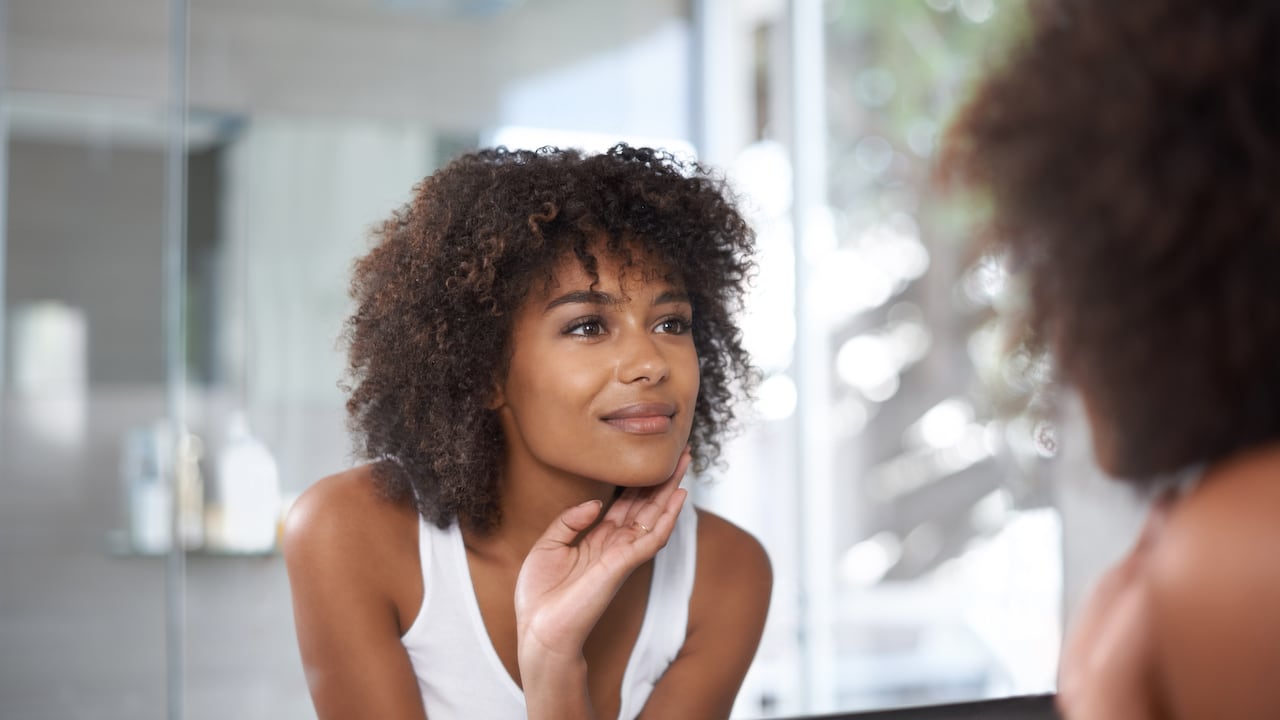 Algunos productos naturales pueden mejorar el aspecto de la piel.