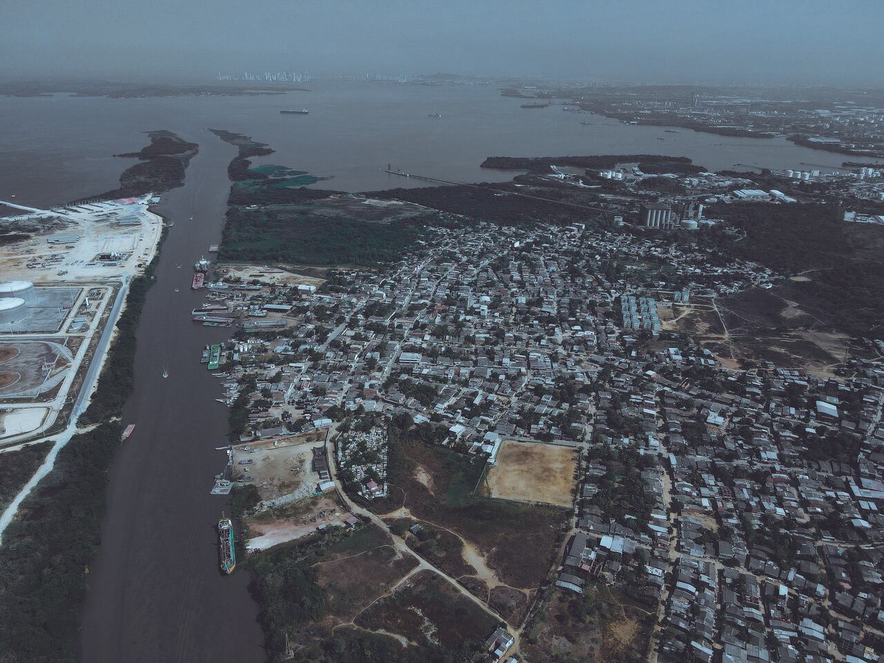 El Protocolo Arqueológico Forense busca que se tomen las medidas necesarias para proteger y salvaguardar los hallazgos y contextos de posible interés forense en caso que se presenten en el proyecto.
