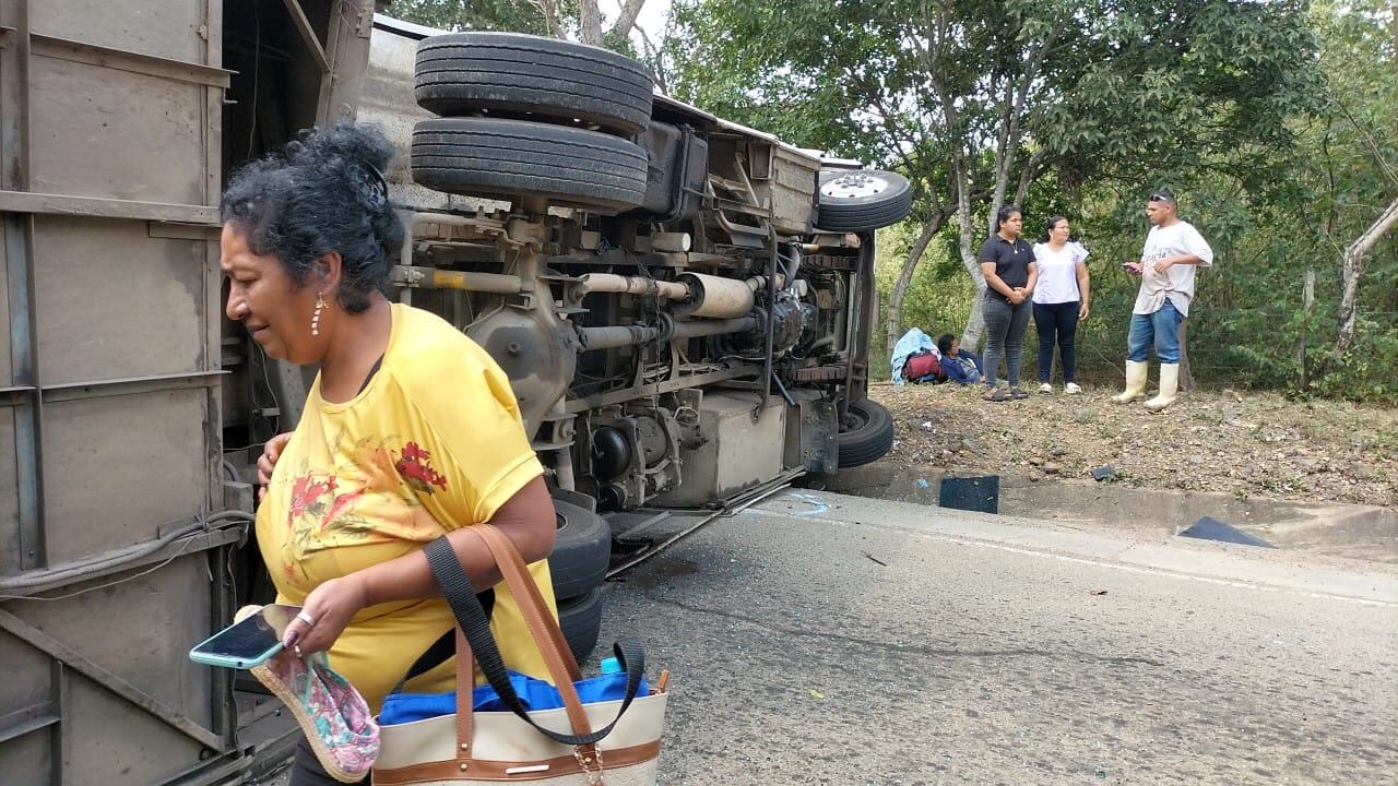 Las autoridades investigan los hechos.