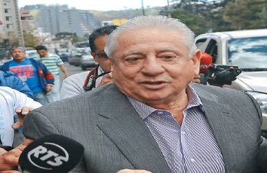  A Luís Chiriboga, presidente de la Federación Ecuatoriana, se le acusa de recibir 7,5 millones de dólares.