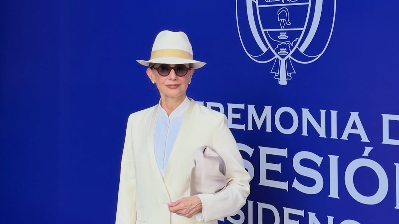 Silvia Tcherassi, diseñadora y empresaria barranquillera, estuvo en la posesión presidencial.