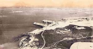 Muelles de Manga, inaugurados en 1934.