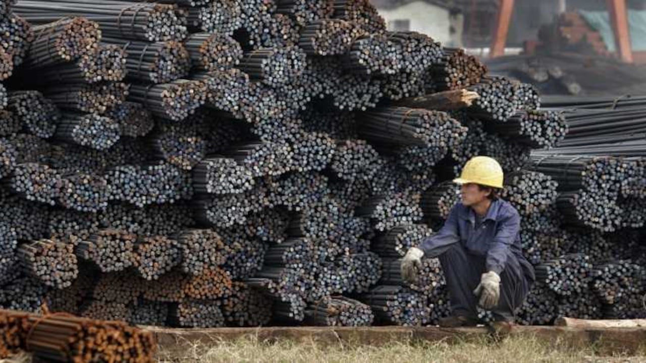 Ante un incremento de aranceles a grandes productores como China, y la pérdida de competitividad para llegar a países como Estados Unidos, lo que se puede generar es una desviación de comercio de hierro y acero hacia otros mercados, como Colombia.