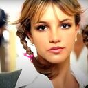 La cantante sigue rememorando su gran éxito Baby One More Time. Foto: YouTube Britney Spears.