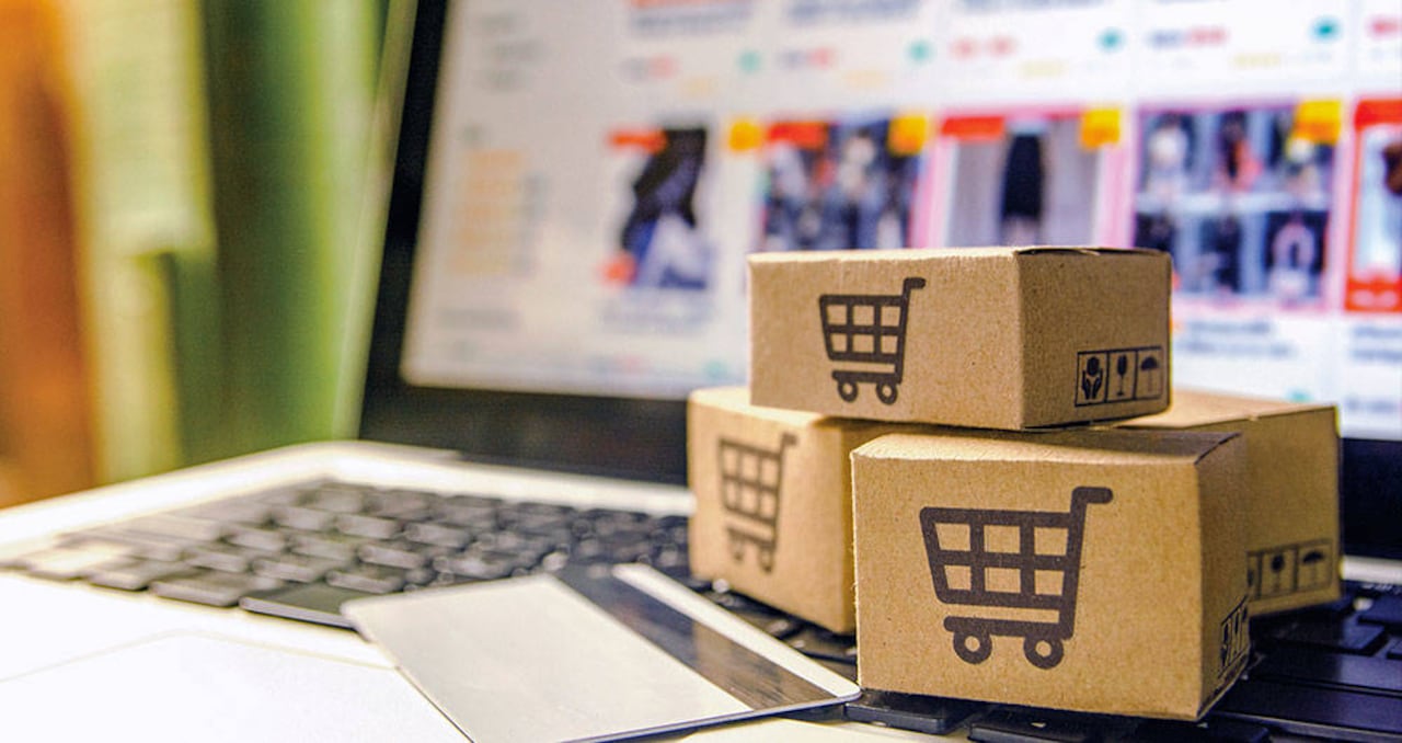 Confianza del consumidor siguió mejorando en noviembre, llegó a -13,6%