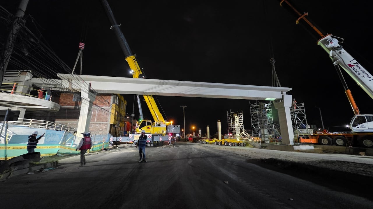 Avance de las obras del puente Ducales, Soacha.