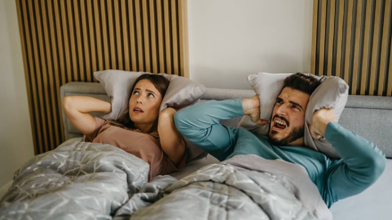 Los vecinos le recordaron al hombre que vivía en una "casa adosada (imagen de referencia)".