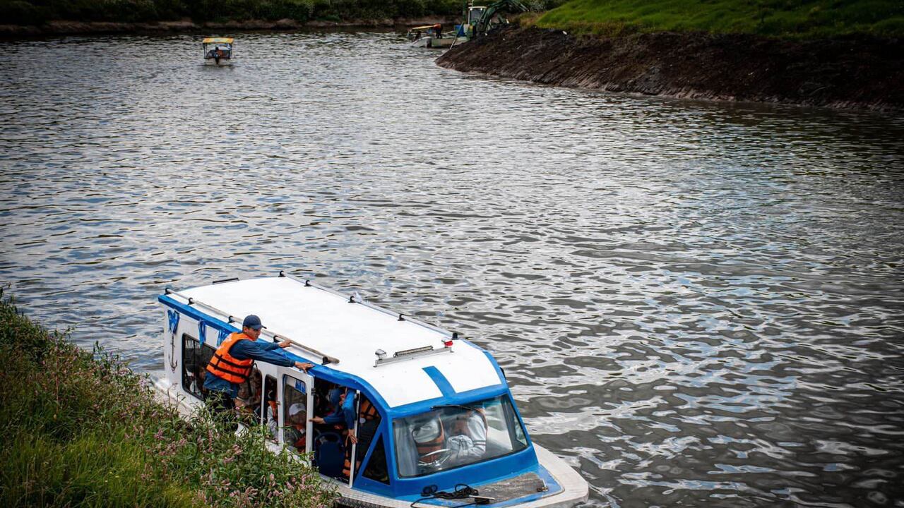 El director de la CAR Cundinamarca, Luis Fernando Sanabria, anunció que en cinco años, el río Bogotá será navegable comercialmente.