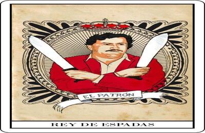 ESPADAS - Luis Carlos Cifuentes  "El desarrollo del palo de espadas surge de una interpretación de la violencia en la historia reciente de Colombia. Me concentré en cómo escala la violencia en la sociedad, muchas veces alimentada por ideologías foráneas adoptadas. Quise también representar a los zares que usan la violencia como el último poder, y cómo los machetes, más que las espadas, han sido la herramienta para aplicarla."
