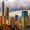 Cityscape en Bogotá con edificios altos