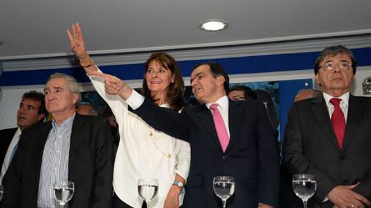 Zuluaga (izq.) y Ramírez (der.) coincidieron en varios puntos durante la campaña en primera vuelta.