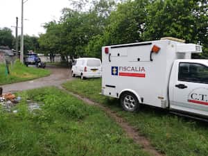 La víctima, más conocida entre sus amigos como 'Radio Viejo' recibió dos impactos con arma de fuego que le causaron la muerte.