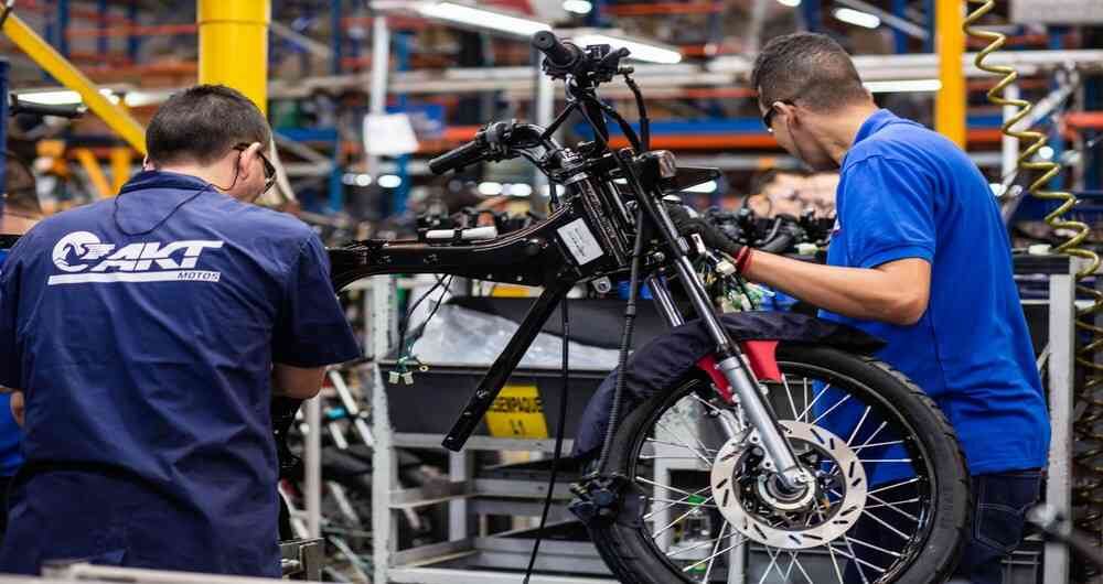 Esta es una de las fábricas ensambladoras de motos del país.