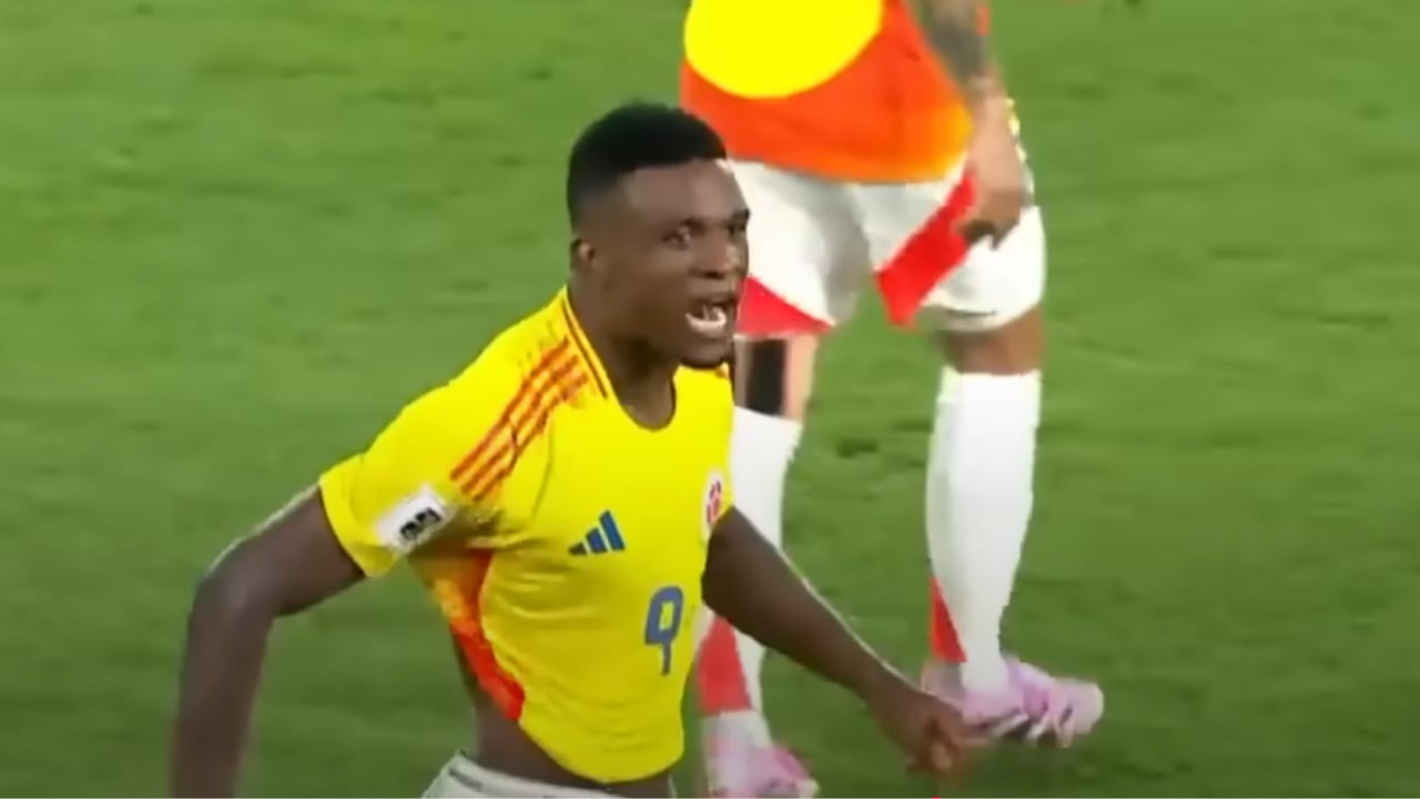 Jhon Córdoba celebrando su gol ante Bolivia por Eliminatorias al Mundial 2026