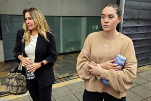 Hija y hermana de Luz Mery Tristán reaccionan a la declaración de culpabilidad de Andrés Ricci
El juicio se llevó a cabo en la tarde este martes 11 de febrero en Cali. La sentencia contra Ricci será conocida el próximo 4 de marzo. Foto0s Raúl Palacios.