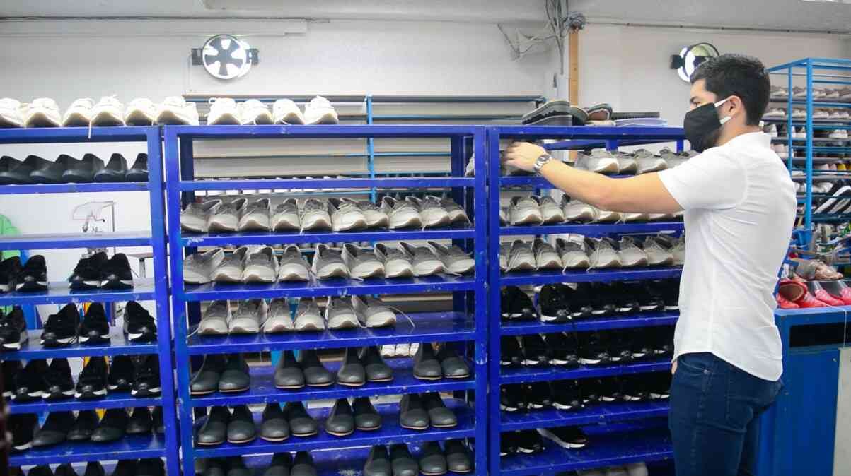 En Bucaramanga el sector está golpeado por la pandemia, se calcula que el 30 por ciento de las empresas están en la quiebra. Aunque hay ayudas, no han sido suficientes. 