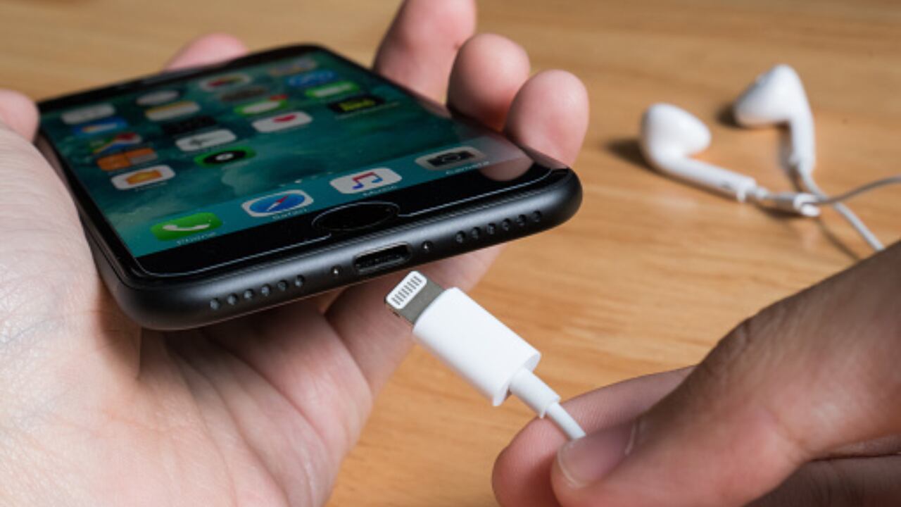 La carga del celular se puede ver afectada por ajustes en la configuración.