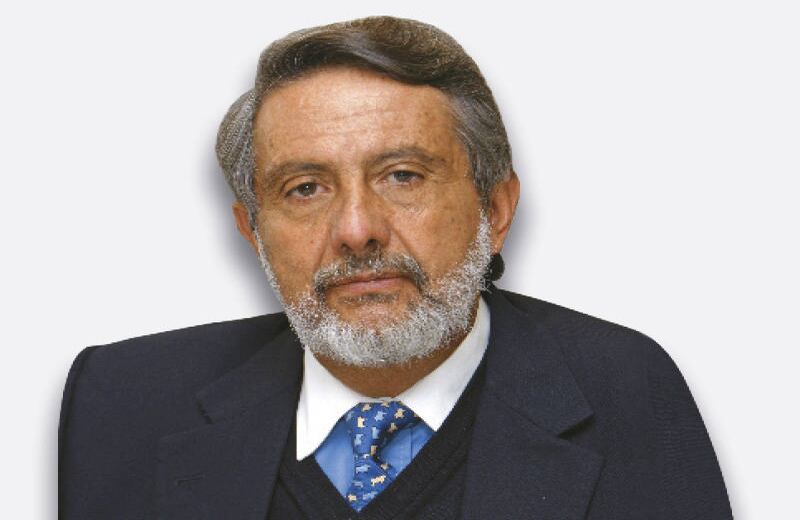La reforma tributaria evitará una crisis fiscal y mejorará un poco la competitividad de las empresas.  Guillermo Perry Rubio,   exministro de Hacienda