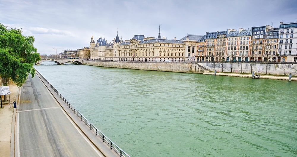 La llama en París_5