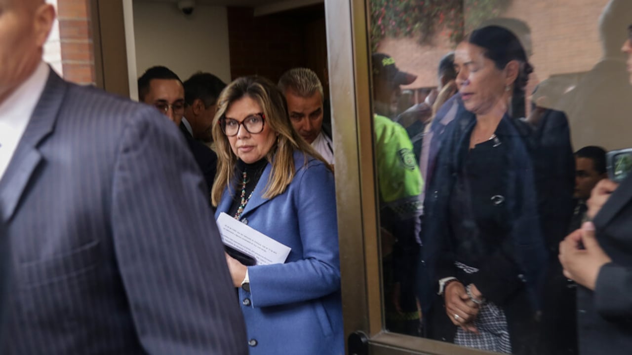 La fiscal General, Luz Adriana Camargo, le respondió al presidente Gustavo Petro.