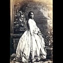 Sarah nació en 1843 en Nigeria como la princesa Aina y fue esclavizada por el rey de Dahomey, quien luego se la envió de regalo a la reina Victoria.
