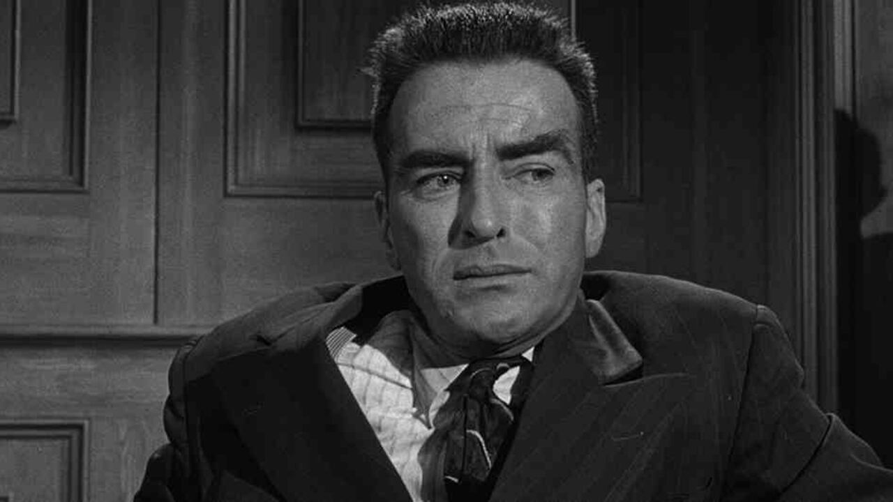 Montgomery Clift como el atormentado Rudolph Petersen en esta película. Un testimonio desgarrador y una escena histórica en el cine.